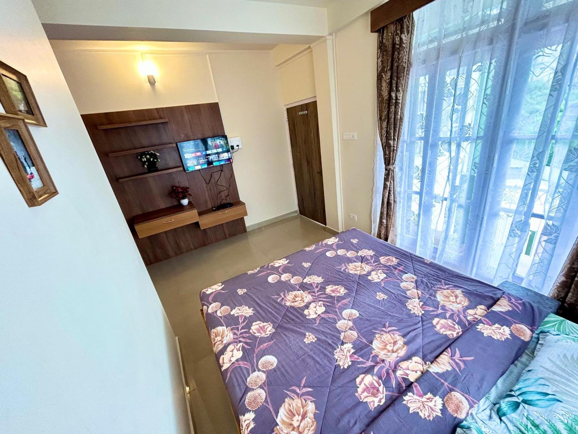 Yepplo Holiday Home - Complimentary Breakfast - 24 Hrs Caretaker & Power Backup Shillong Bagian luar foto