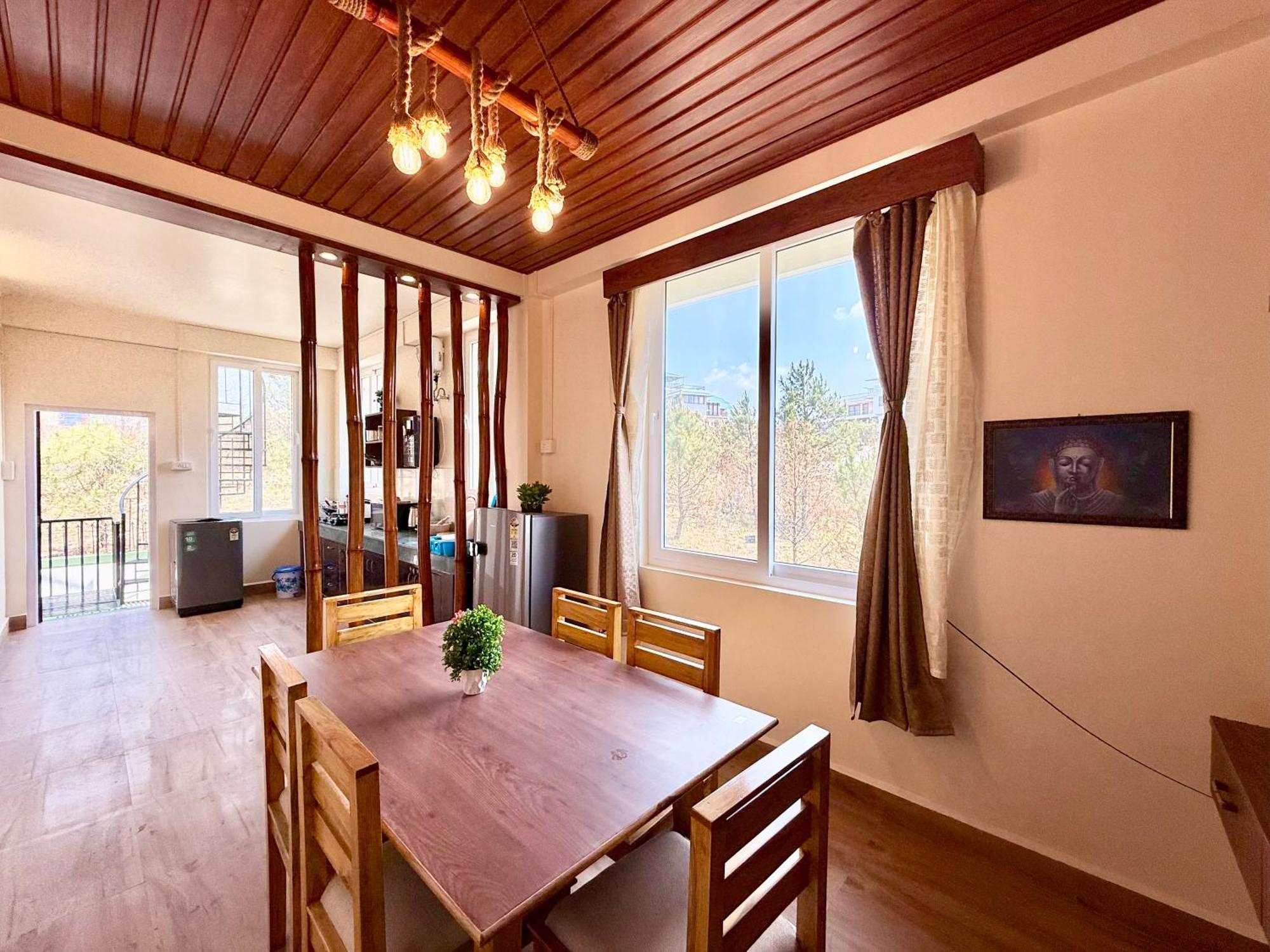Yepplo Holiday Home - Complimentary Breakfast - 24 Hrs Caretaker & Power Backup Shillong Bagian luar foto