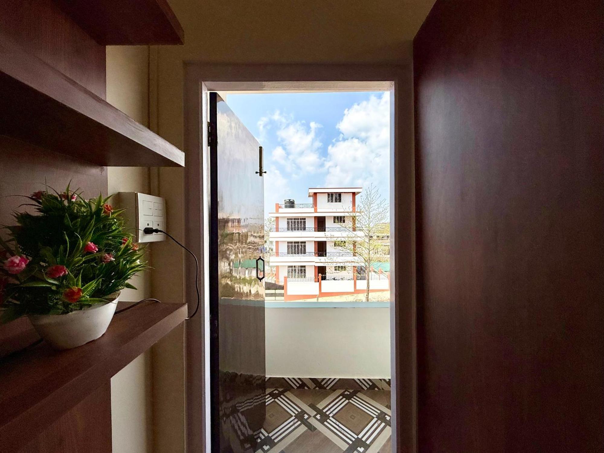 Yepplo Holiday Home - Complimentary Breakfast - 24 Hrs Caretaker & Power Backup Shillong Bagian luar foto
