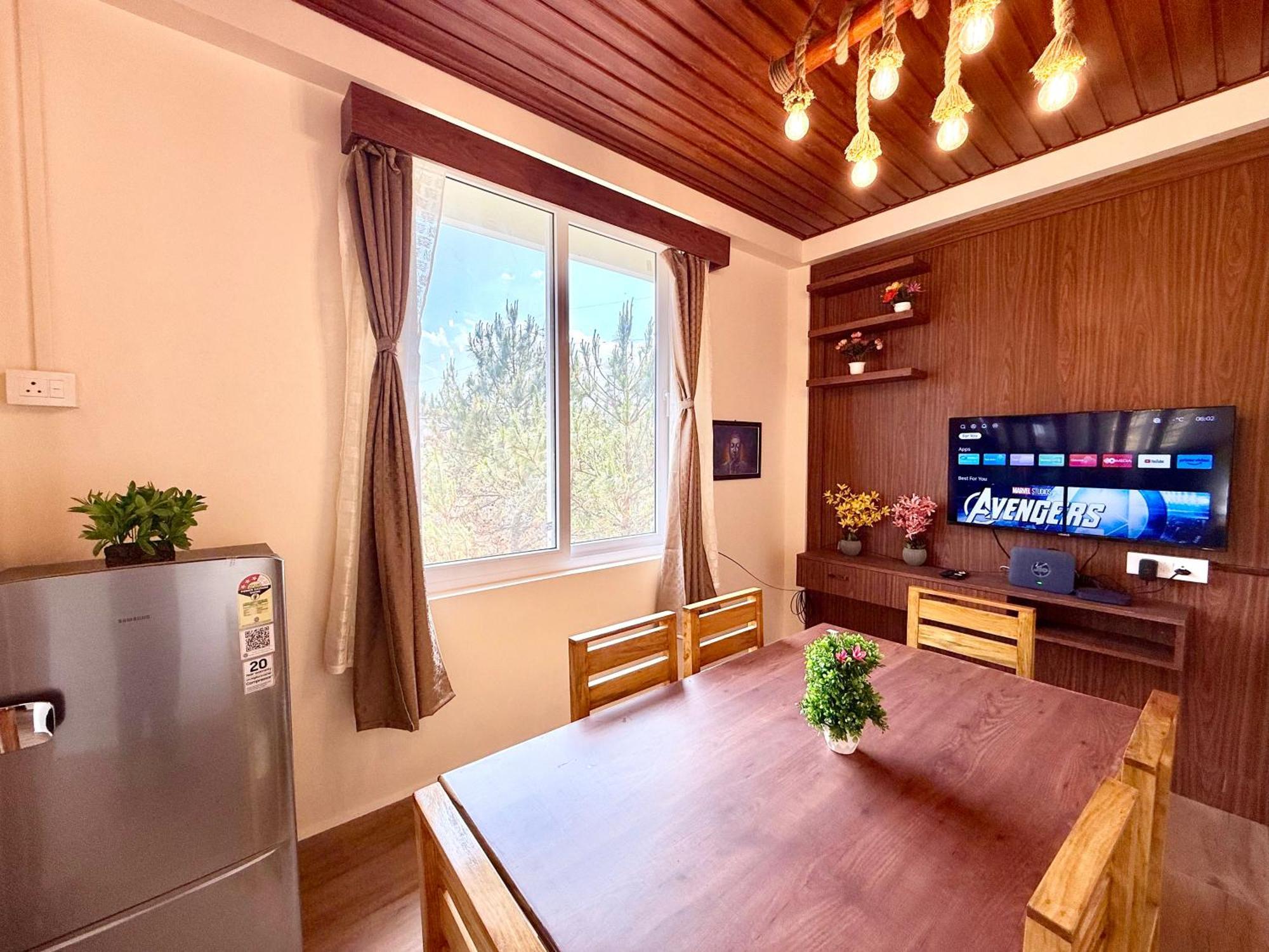 Yepplo Holiday Home - Complimentary Breakfast - 24 Hrs Caretaker & Power Backup Shillong Bagian luar foto