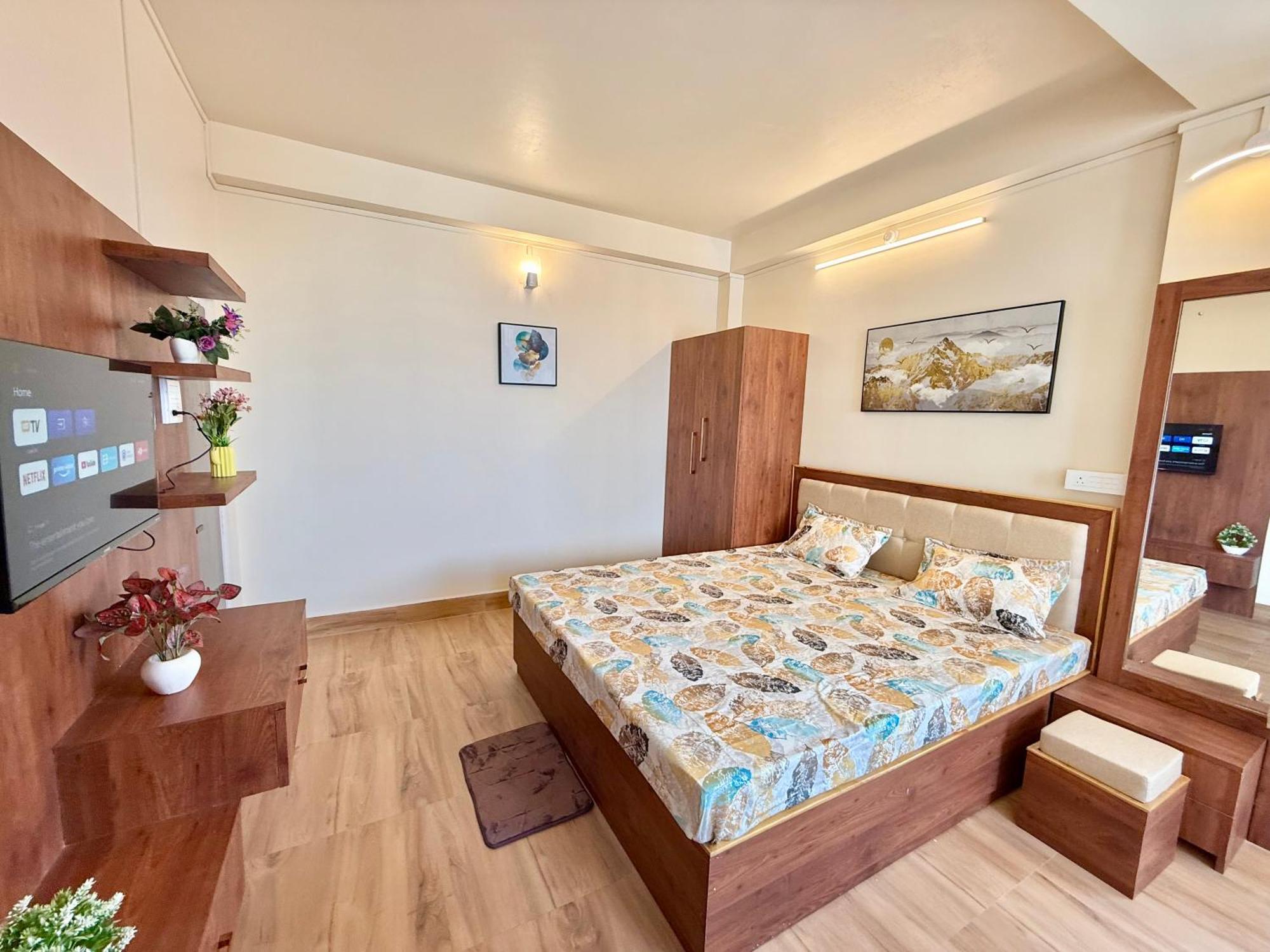 Yepplo Holiday Home - Complimentary Breakfast - 24 Hrs Caretaker & Power Backup Shillong Bagian luar foto